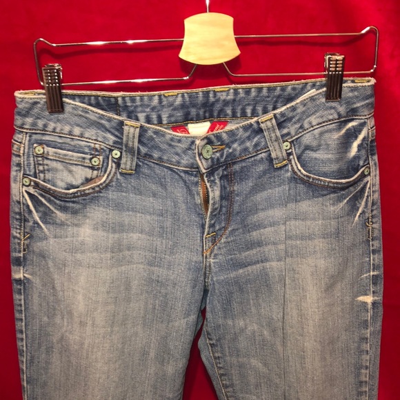 Lucky Brand Straight Leg Jeans. - Picture 2 of 5